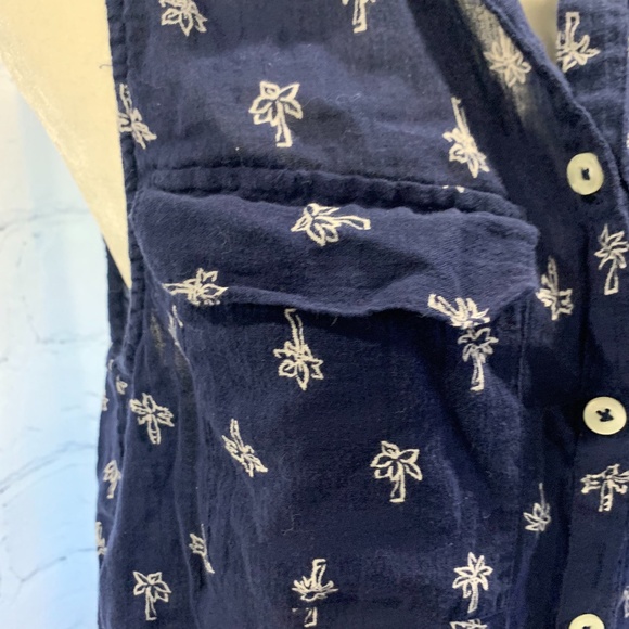 Aerie Palm Tree Navy Sleeveless Blouse Tropical S - Picture 3 of 12